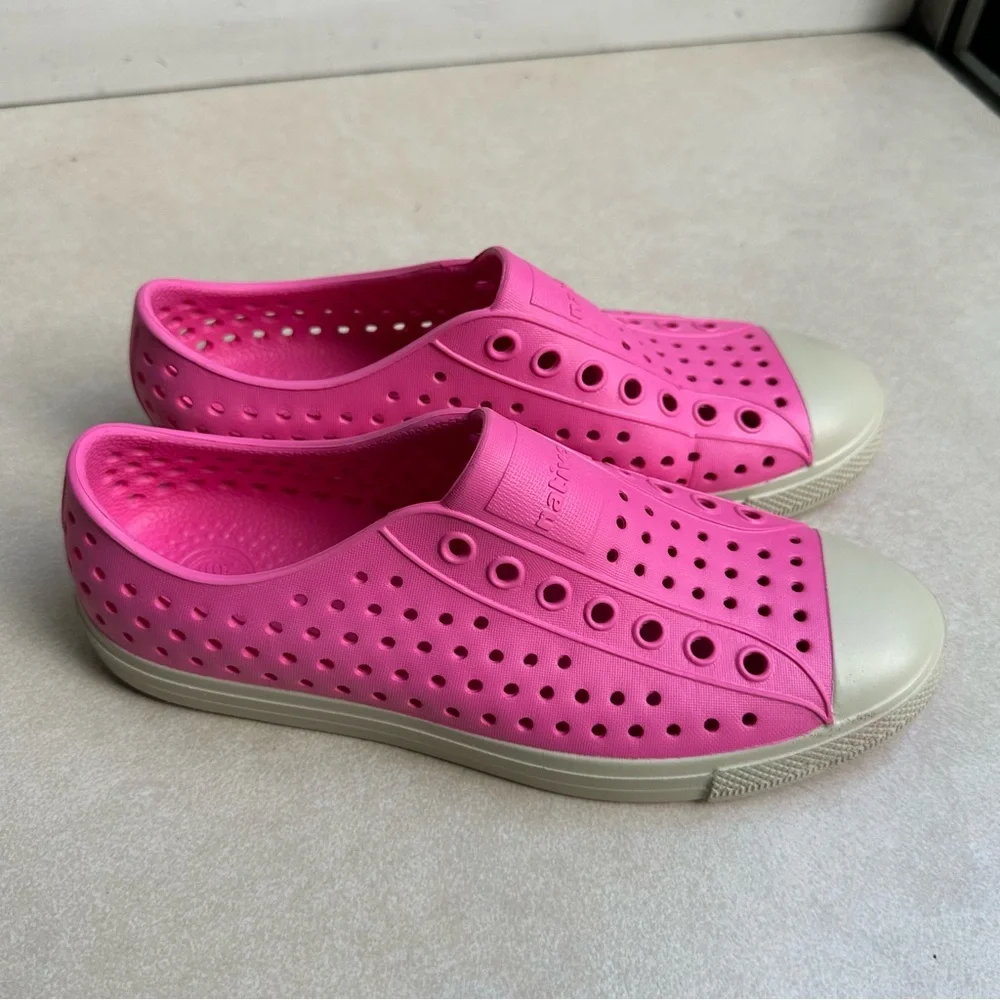Native Kids Big Girl Jefferson Walking Slip On Washable Shoes 4 Mens 6 Womens